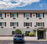 Super 8 by Wyndham Johnstown/Gloversville hotel detail image 3