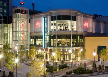 Holiday Inn Express Stamford, an IHG Hotel hotel thumbnail 3