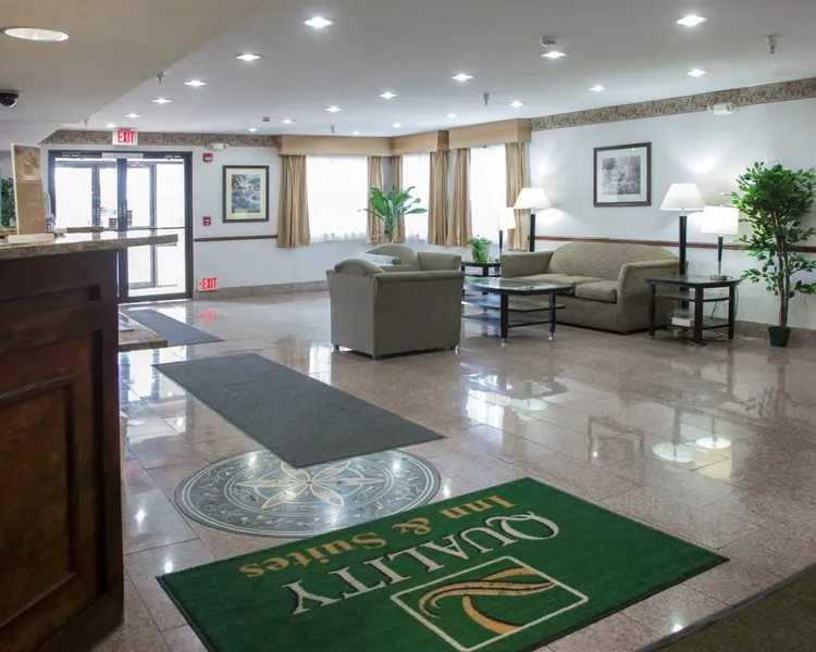 Quality Inn & Suites Loves Park near Rockford hotel detail image 6