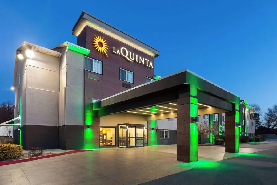 La Quinta Inn & Suites by Wyndham North Orem hotel detail image 2