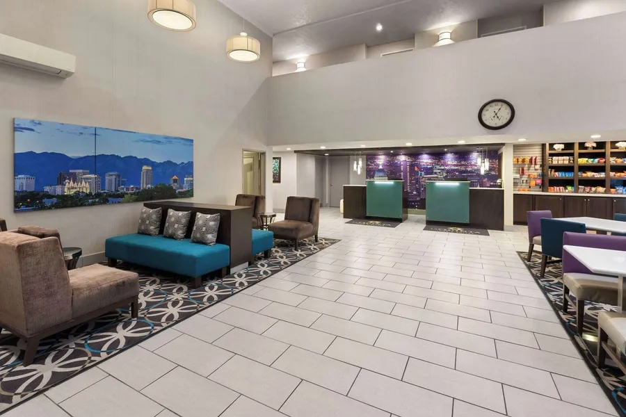 La Quinta Inn & Suites by Wyndham North Orem hotel detail image 6