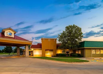 Best Western Wichita North hotel thumbnail 2