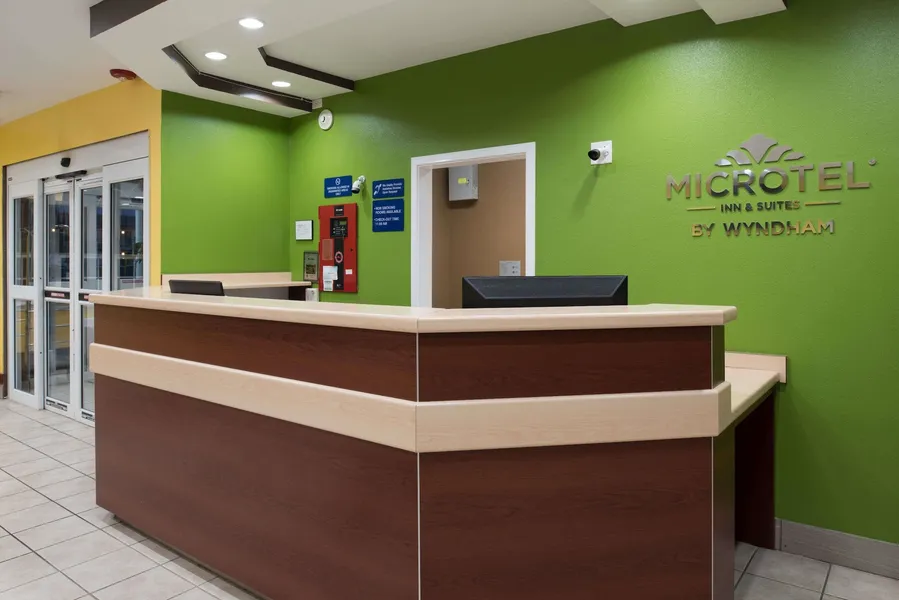 Microtel Inn & Suites by Wyndham Rogers hotel detail image 2