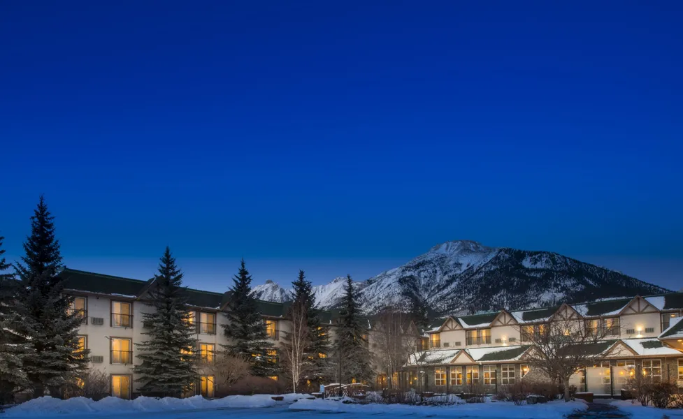 Coast Canmore Hotel & Conference Centre hotel detail image 2