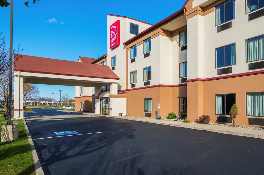 Red Roof Inn South Bend - Mishawaka hotel detail image 2