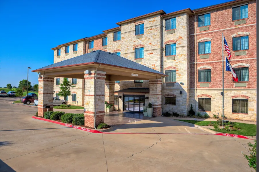 Holiday Inn Express & Suites Granbury by IHG hotel detail image 2