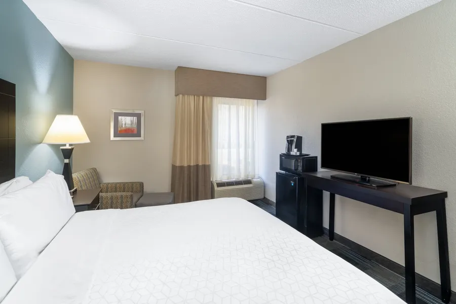 Holiday Inn Express Forsyth by IHG hotel detail image 6