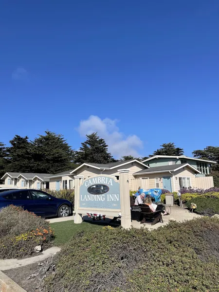 Cambria Landing Inn & Suites hotel detail image 6
