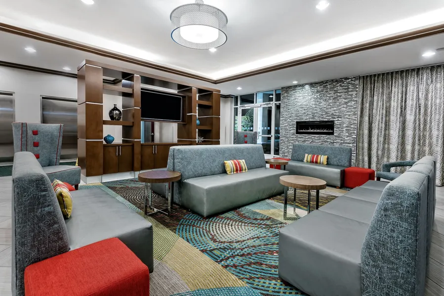 Holiday Inn & Suites College Station - Aggieland by IHG hotel detail image 6