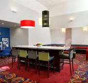 Hampton Inn & Suites Anaheim Garden Grove hotel detail image 4