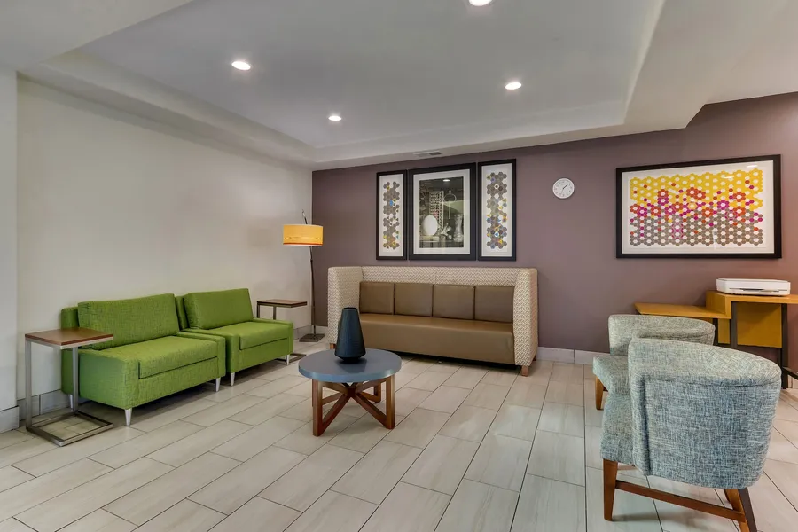 Holiday Inn Express & Suites Lake Worth by IHG hotel detail image 6