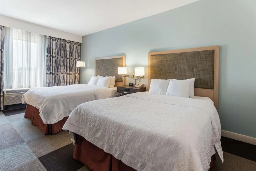 Hampton Inn by Hilton Columbus I-70E/Hamilton Rd hotel detail image 2