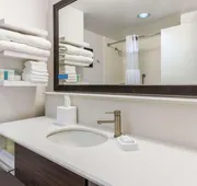 Hampton Inn by Hilton Columbus I-70E/Hamilton Rd hotel detail image 4