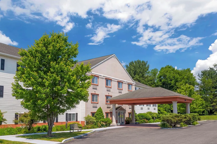 Best Western Plus Berkshire Hills Inn & Suites hotel detail image 2