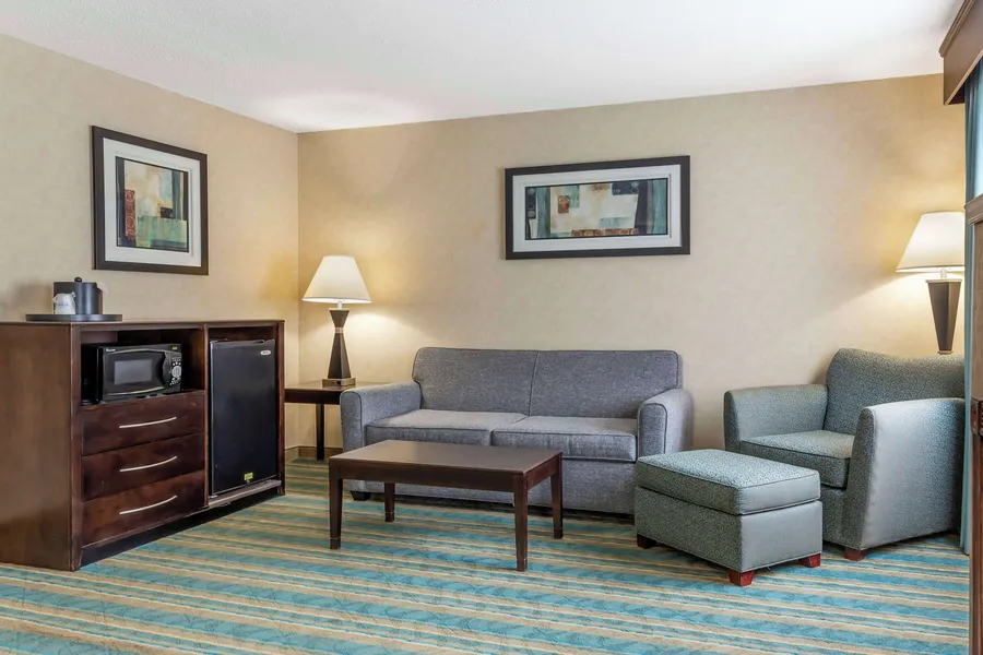 Best Western Plus Berkshire Hills Inn & Suites hotel detail image 6