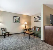 Best Western Plus Berkshire Hills Inn & Suites hotel detail image 7