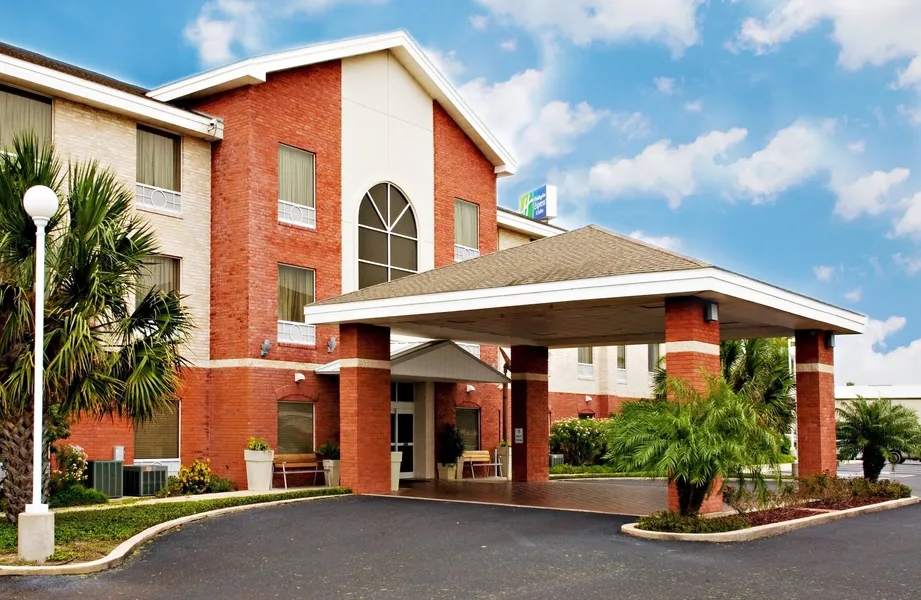 Holiday Inn Express Hotel & Suites Weslaco by IHG hotel detail image 2
