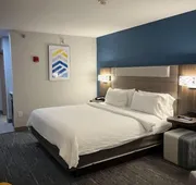 Holiday Inn Express & Suites Loveland by IHG hotel detail image 5