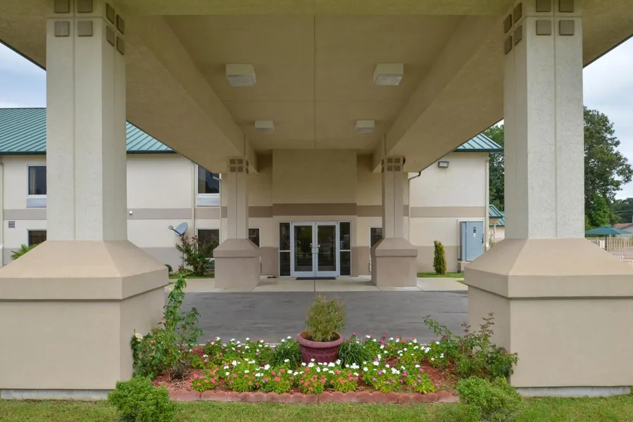 Star City Inn & Suites hotel detail image 6