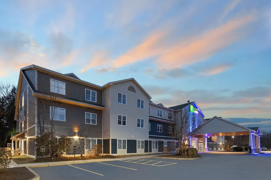 Holiday Inn Express Hotel & Suites Freeport by IHG hotel detail image 2