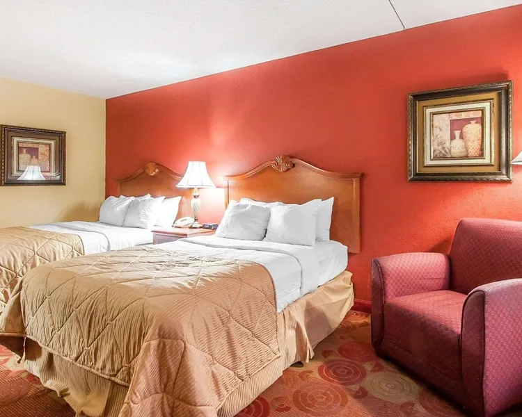 Clarion Inn & Suites University Center hotel detail image 6