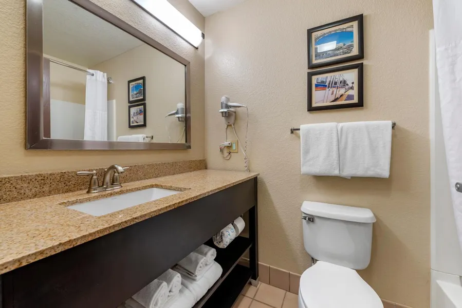 Comfort Suites Highlands Ranch Denver Tech Center Area hotel detail image 2