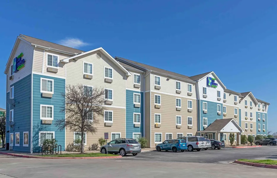 WoodSpring Suites Austin Northwest hotel detail image 2