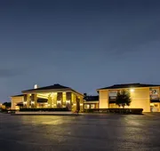 Greenfield Inn and Suites Elizabethtown, KY I65 Exit 94 hotel detail image 3