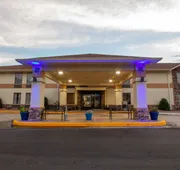 Days Inn & Suites by Wyndham Commerce hotel detail image 3
