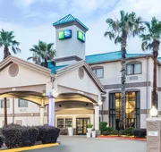 Holiday Inn Express Hotel & Suites Lake Charles by IHG hotel detail image 3