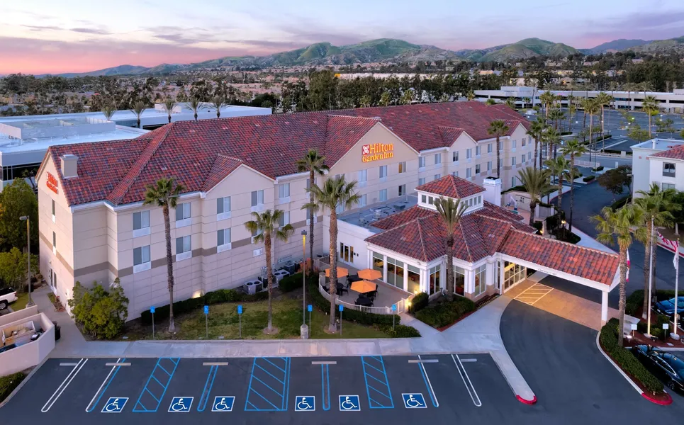 Hilton Garden Inn Irvine East/Lake Forest hotel detail image 2