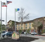 Holiday Inn Express Sacramento Airport Woodland by IHG hotel detail image 3