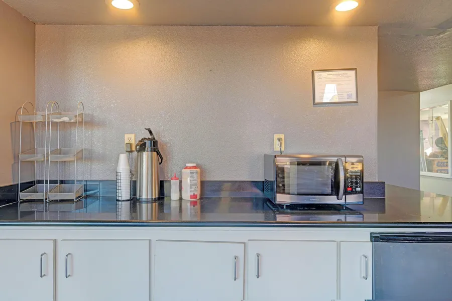 Travelers inn by OYO Wichita Falls hotel detail image 6