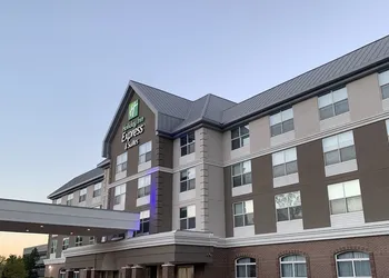 Holiday Inn Express & Suites Salt Lake City N - Bountiful By IHG hotel thumbnail 5