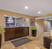 La Quinta Inn & Suites by Wyndham N Little Rock-McCain Mall hotel detail image 5