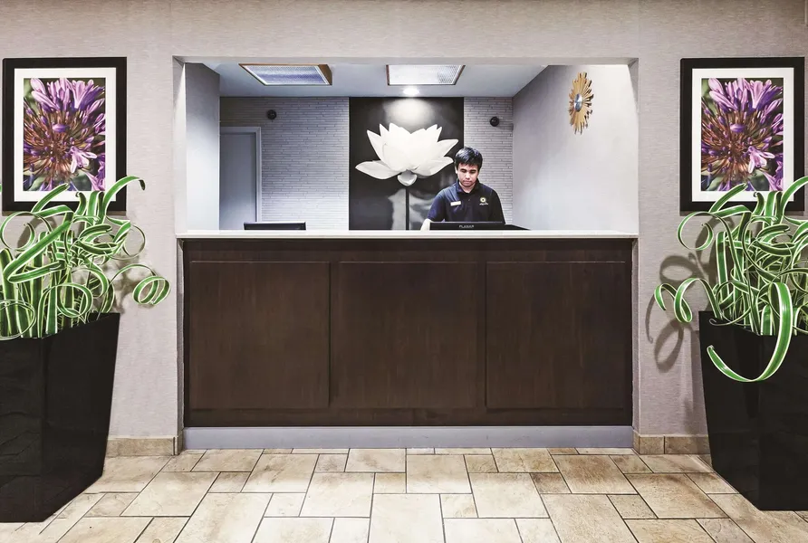 La Quinta Inn & Suites by Wyndham N Little Rock-McCain Mall hotel detail image 6