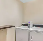 La Quinta Inn & Suites by Wyndham N Little Rock-McCain Mall hotel detail image 7