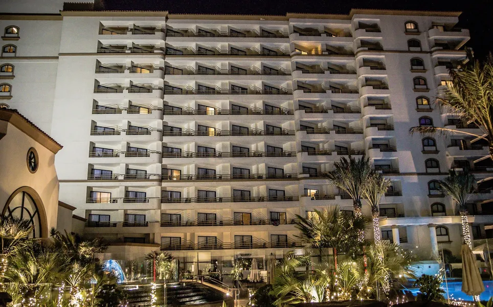The Waterfront Beach Resort, A Hilton Hotel hotel detail image 2