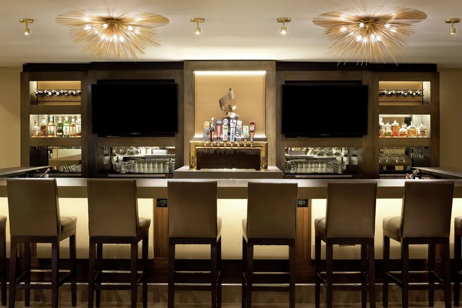 DoubleTree by Hilton Dallas - Campbell Centre hotel detail image 6