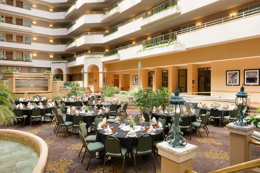 Embassy Suites by Hilton Greensboro Airport hotel detail image 6