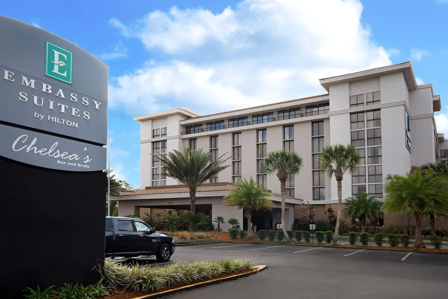 Embassy Suites by Hilton Jacksonville Baymeadows hotel detail image 2