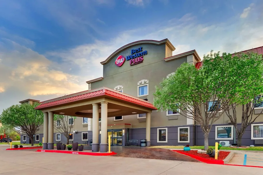 Best Western Plus University Inn & Suites hotel detail image 2