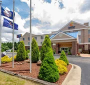 Comfort Inn & Suites Hillsville I-77 hotel detail image 3