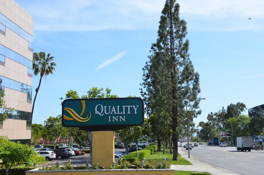 Quality Inn Ontario Airport Convention Center hotel detail image 6