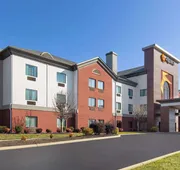 La Quinta Inn & Suites by Wyndham Loudon hotel detail image 3
