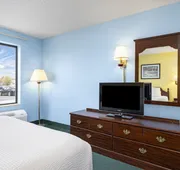 Days Inn by Wyndham Battlefield Rd/Hwy 65 hotel detail image 3