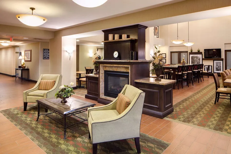 Hampton Inn & Suites Chicago/St. Charles hotel detail image 2