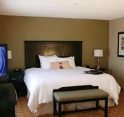 Hampton Inn & Suites Chicago/St. Charles hotel detail image 4