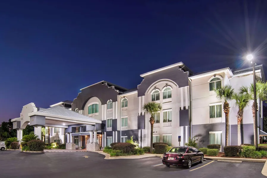 Best Western Plus Blue Angel Inn hotel detail image 2
