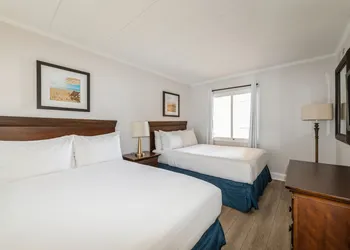 Marigot Beach Suites hotel thumbnail 7